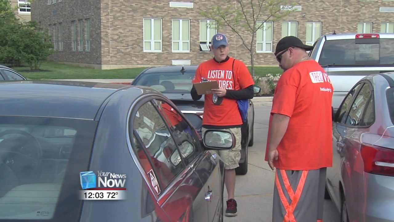 Cooper Tire employees Tread Wisely at Findlay High School 1.jpg